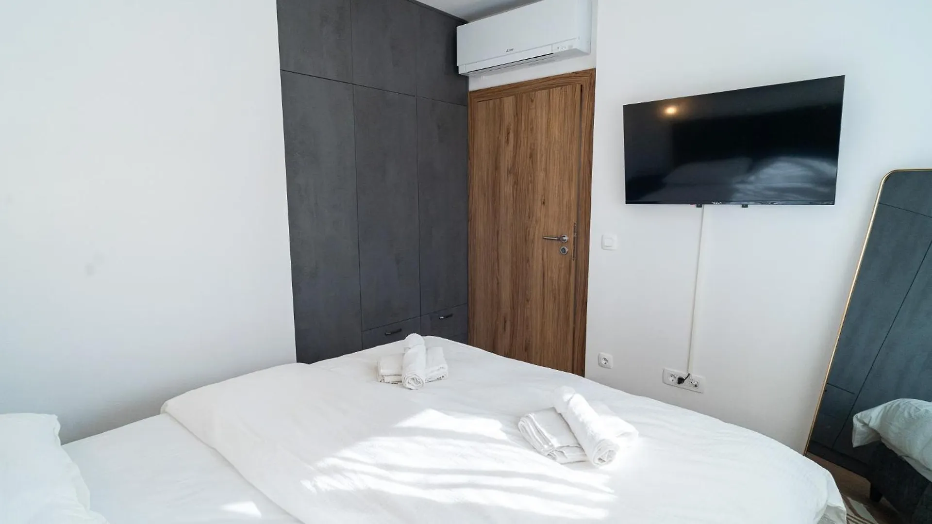 Apartment S5 By Belmont Realty