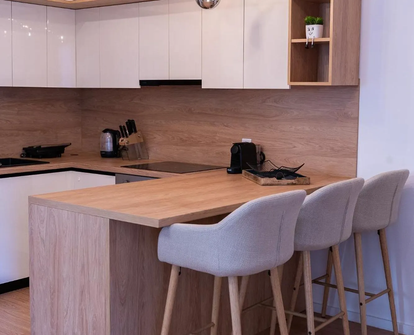 Apartment S5 By Belmont Realty